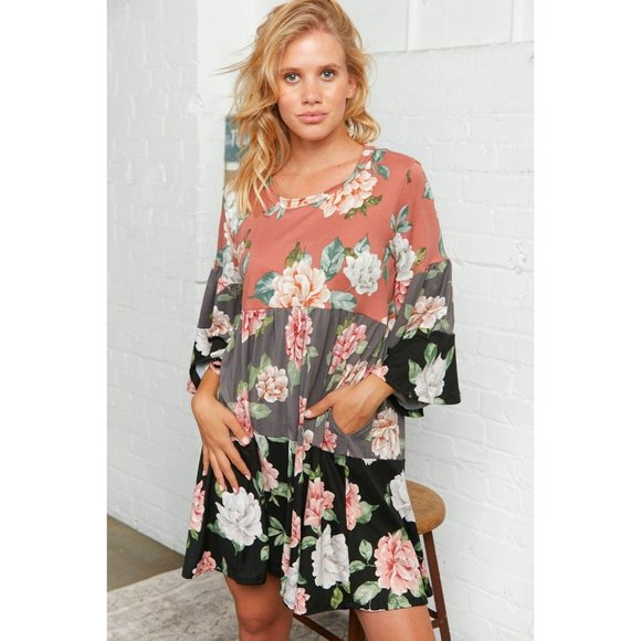 Floral Tiered Bell Sleeve Midi Dress - Picture 2 of 8